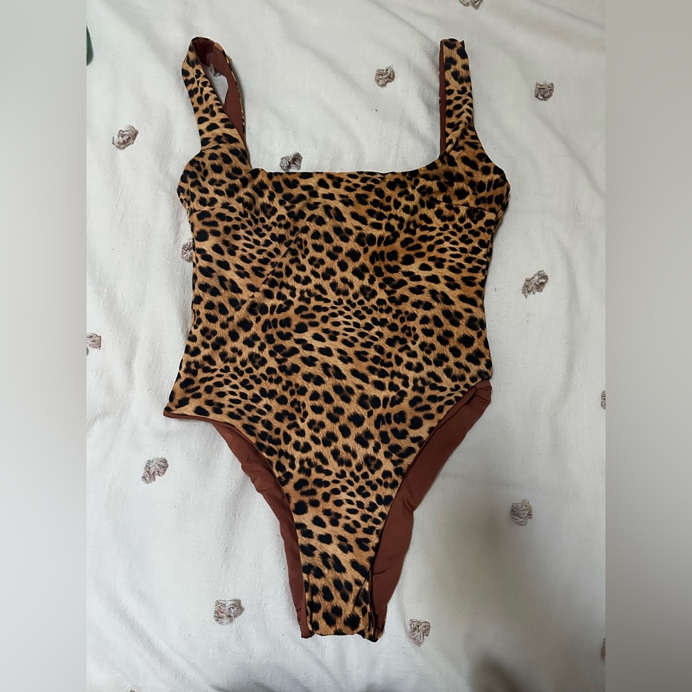 Monday Swimwear Sardinia One Piece in Jaguar